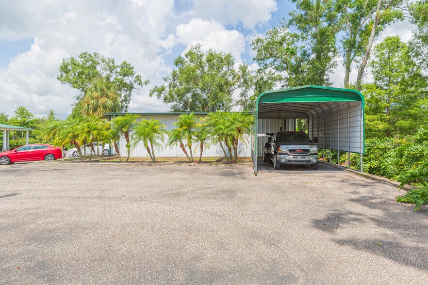 More Photos Of 13815 21st St, Dade City Auto Dealership For Sale