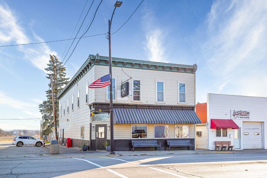 Primary Photo Of 201 S Main St, Pearl City Restaurant For Sale