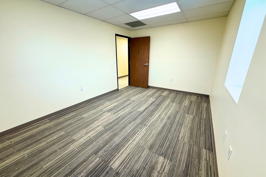 More Photos Of 601 Gilbertson St SE, Tioga Warehouse For Lease