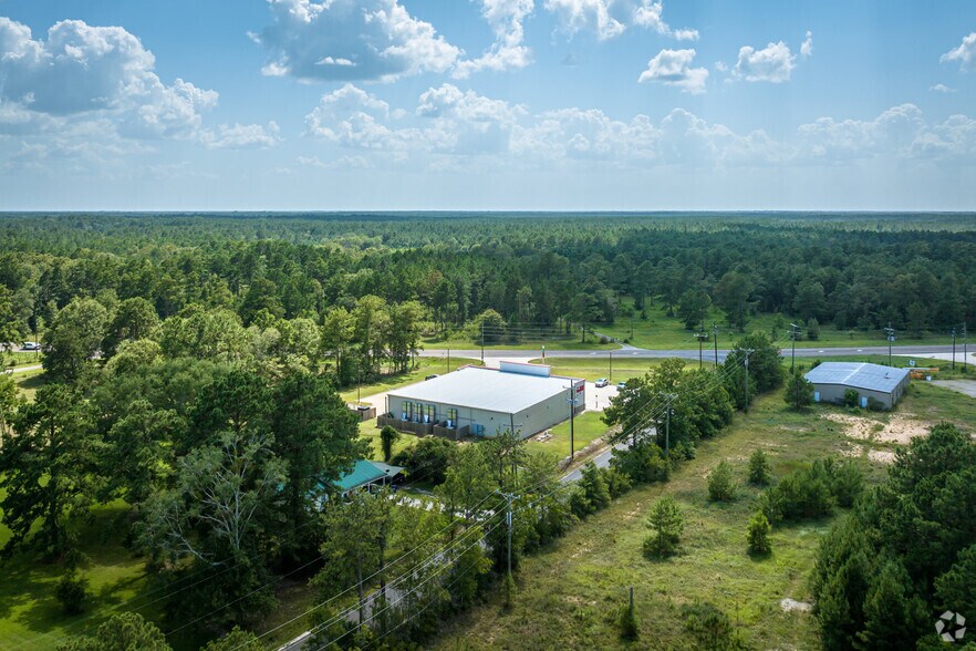 More Photos Of 6975 US-69, Kountze Convenience Store For Sale