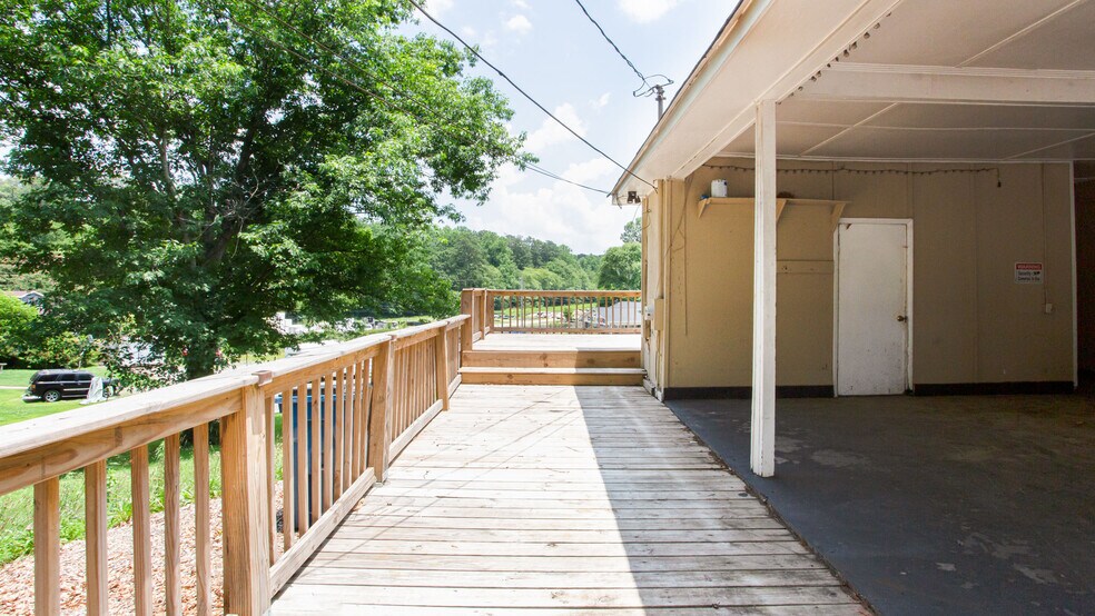More Photos Of 2758 Five Forks Trickum Rd, Lawrenceville Office For Sale