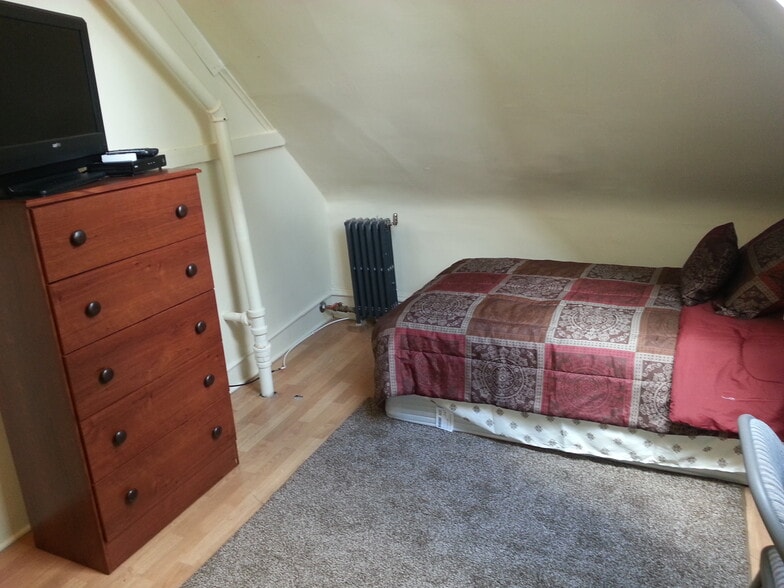 More Photos Of 99 Valley Rd, Montclair Apartments For Sale