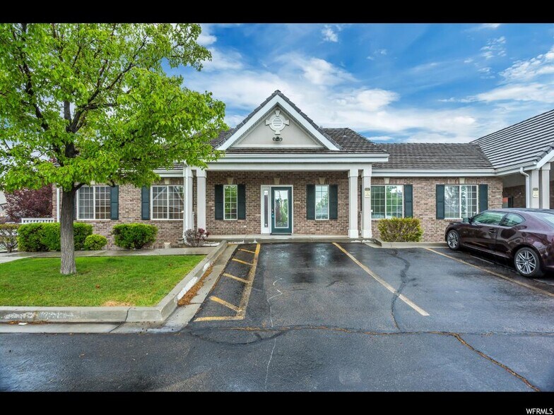 More Photos Of 214-216 N Orem Blvd, Orem Loft Creative Space For Lease