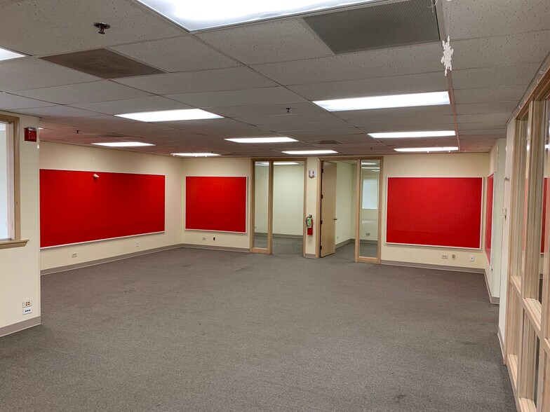 More Photos Of 28457 Ballard Dr, Lake Forest Light Manufacturing For Lease