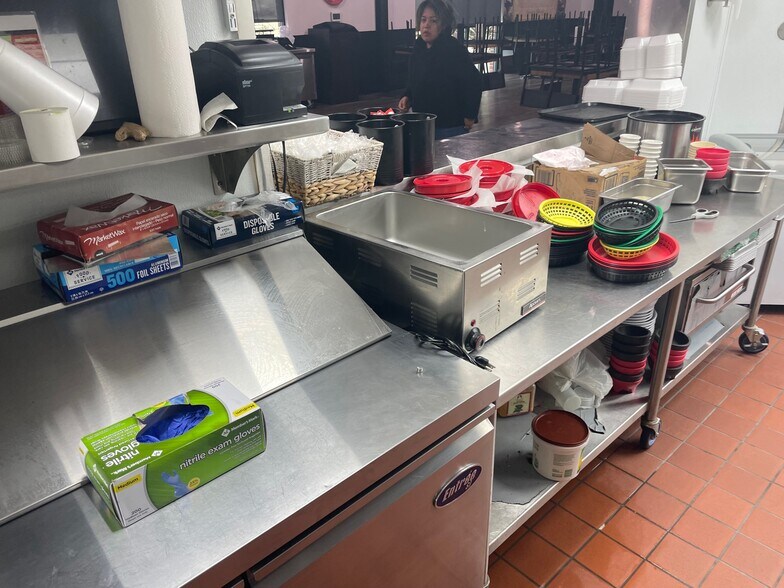 More Photos Of 313 FM 1103, Cibolo Freestanding For Lease