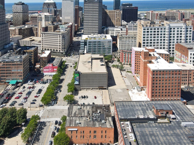 More Photos Of 2217 E 9th St, Cleveland Office For Lease