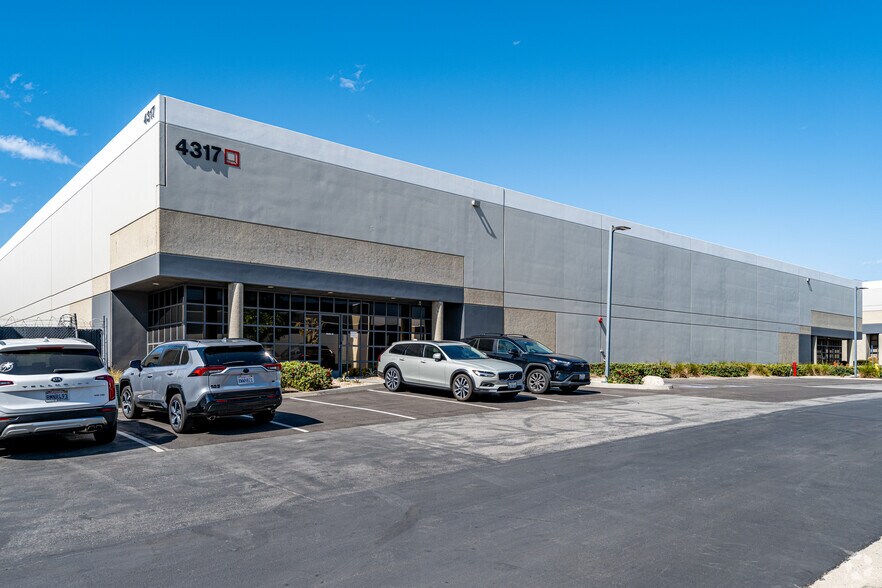 Primary Photo Of 4317 E Santa Ana St, Ontario Warehouse For Lease