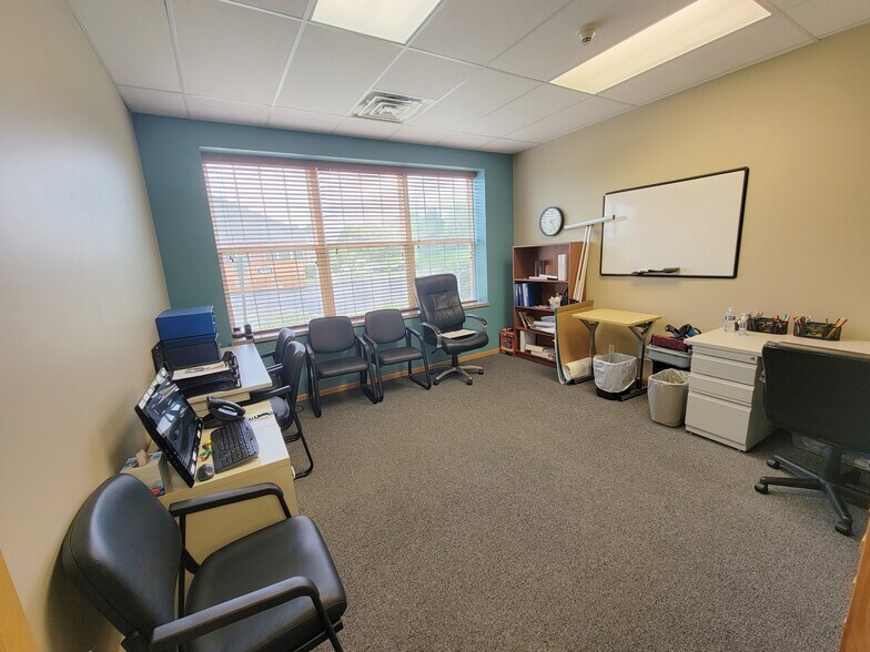 More Photos Of 11520 W 183rd St, Orland Park Medical For Sale