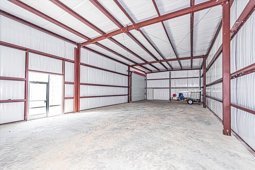 More Photos Of 31815 FM 2978 Rd, Magnolia Warehouse For Lease