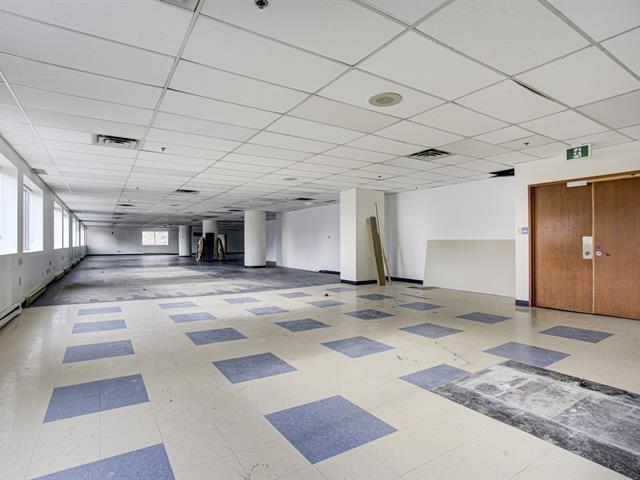 More Photos Of 1001 Rue Sherbrooke E, Montréal Office For Lease