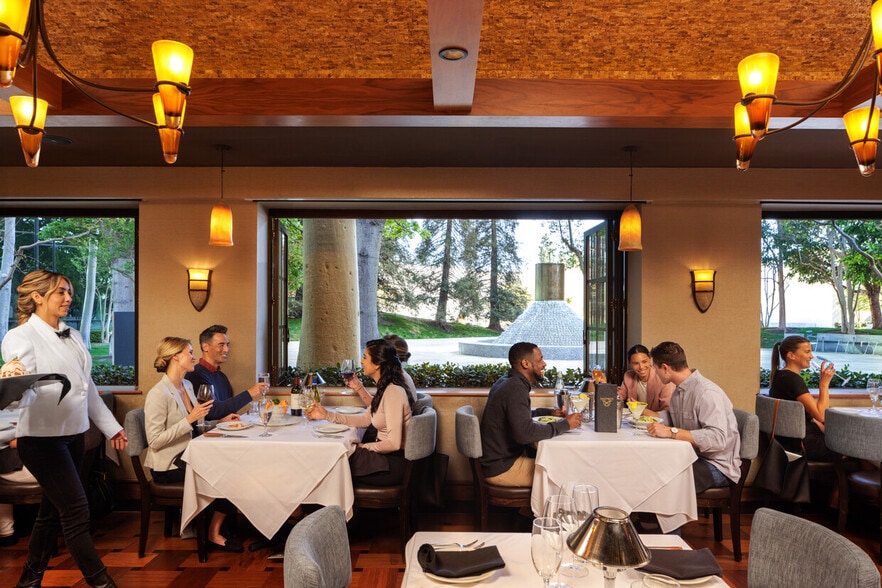 More Photos Of 3200 Bristol St, Costa Mesa Office For Lease