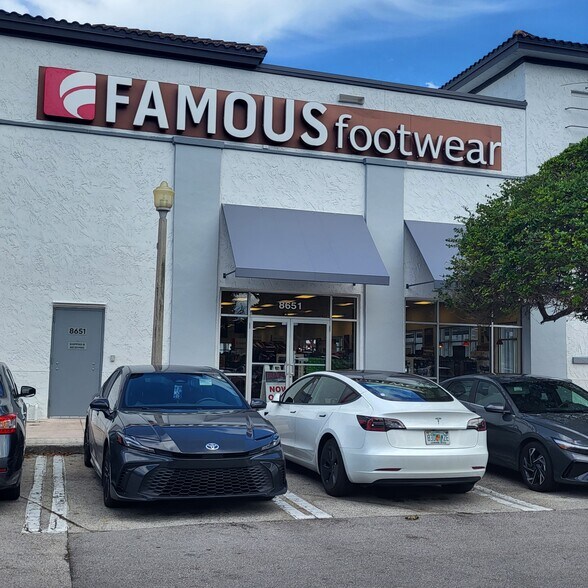 More Photos Of 8651 SW 124th St, Miami General Retail For Lease