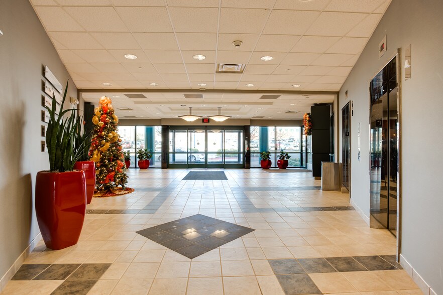 More Photos Of 10304 Spotsylvania Ave, Fredericksburg Office For Lease