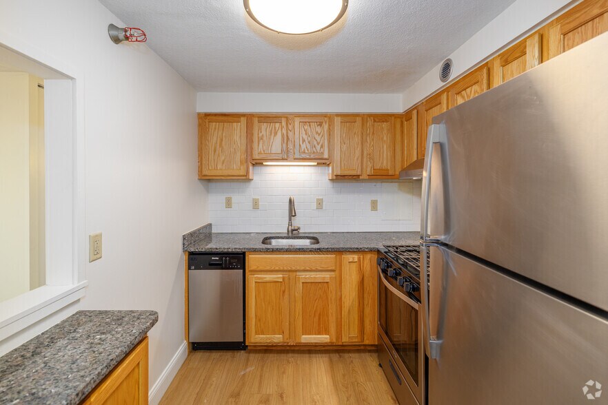 More Photos Of 490 Tremont St, Boston Apartments For Lease