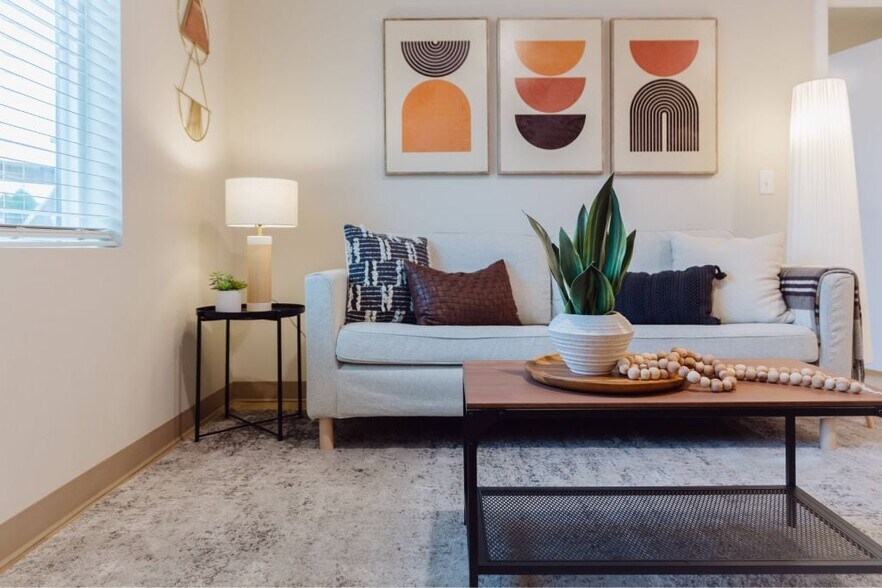 More Photos Of 200 E McCorquedale Rd, Burlington Apartments For Sale