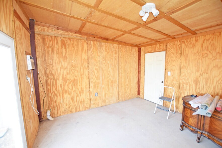 More Photos Of 12008 E Highway 158, Gardendale Industrial For Sale