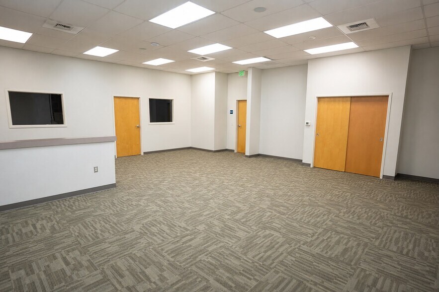More Photos Of 3400 3rd Ave, Sacramento Office For Lease