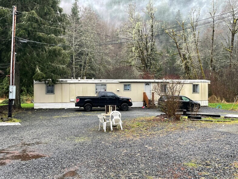 More Photos Of 8598 US Highway 12, Glenoma Apartments For Sale