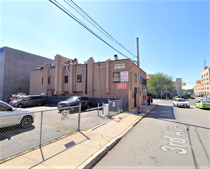 More Photos Of 228-234 Old Country Rd, Mineola Storefront Retail Office For Sale