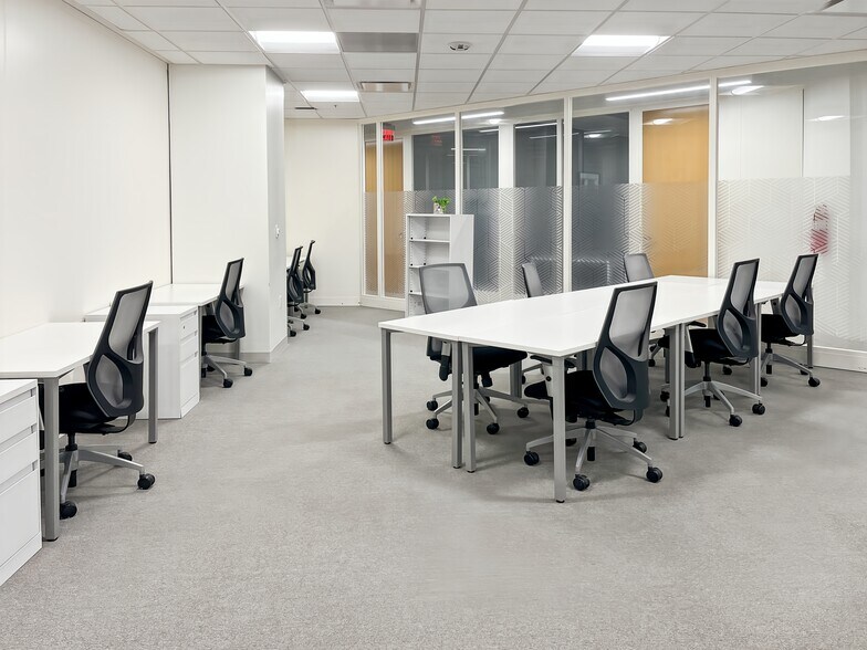 More Photos Of 111 Congress Ave, Austin Coworking Space