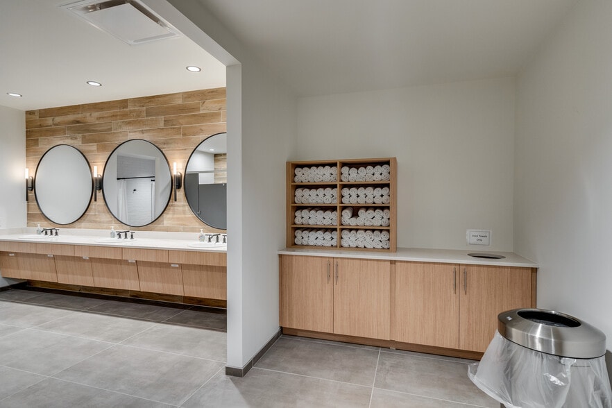 More Photos Of 26 Century Blvd, Nashville Office For Lease