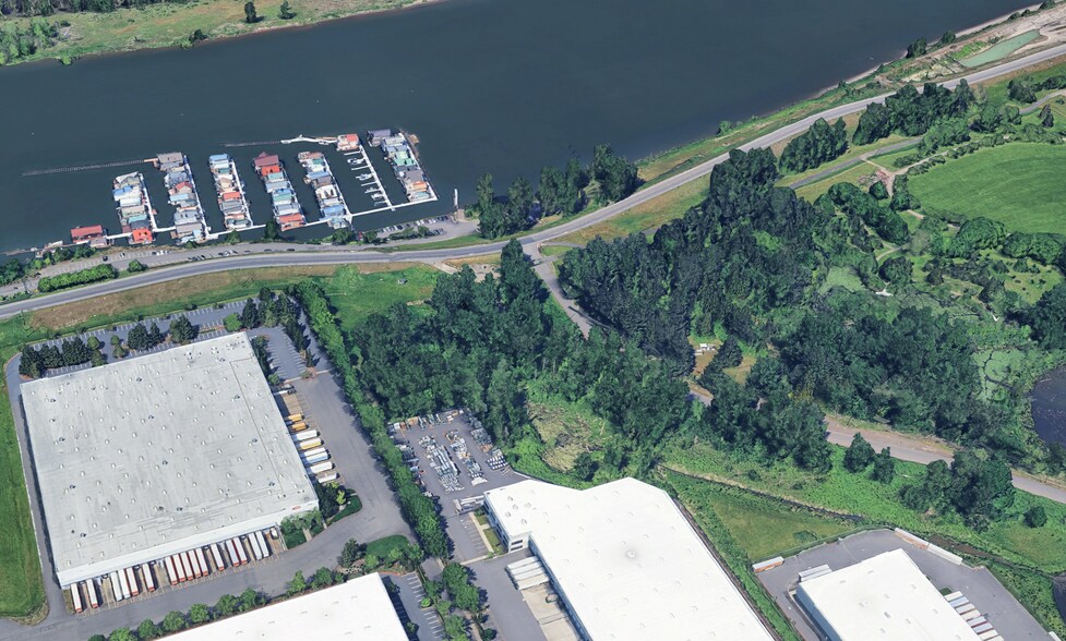 More Photos Of NE Marine Drive @ NE Interlachen Lane, Portland Land For Sale