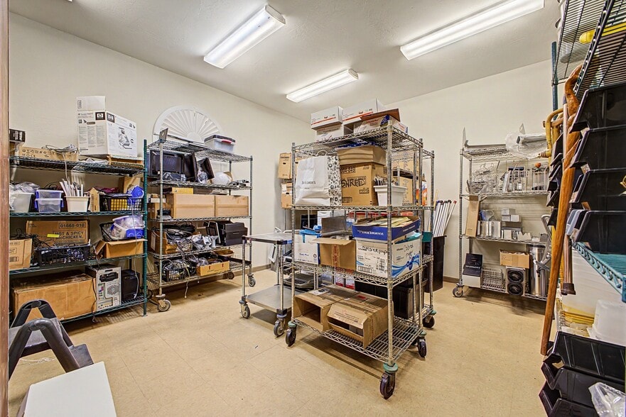 More Photos Of 930 E Osborn Rd, Phoenix Office For Sale