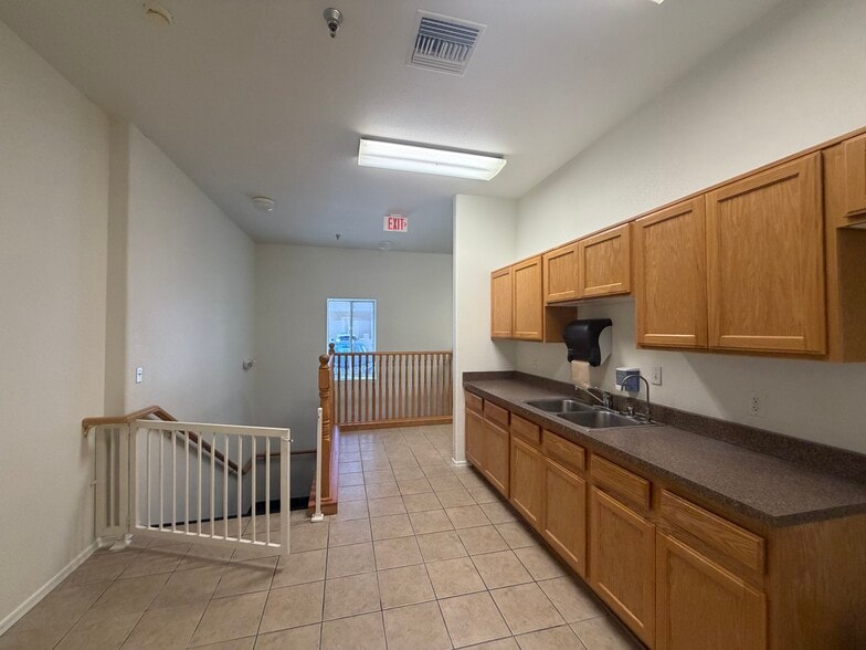 More Photos Of 1515 N Lake Havasu Ave, Lake Havasu City General Retail For Sale