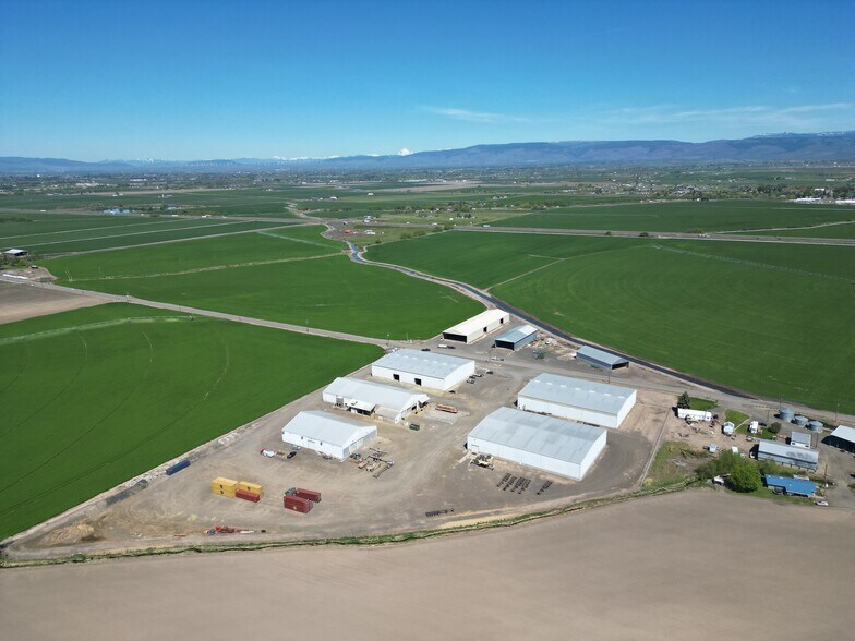 More Photos Of 8270 Tjossem Rd, Ellensburg Distribution For Lease