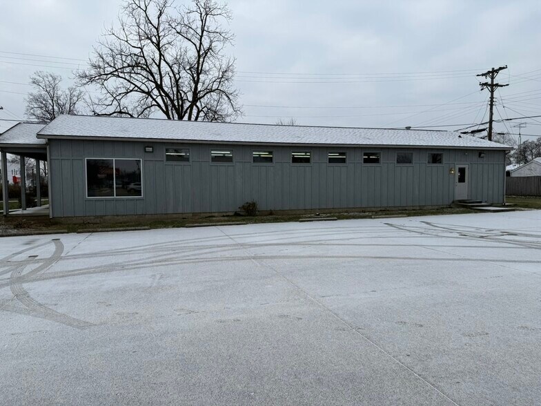 More Photos Of 435 N Main St, New Carlisle Freestanding For Sale