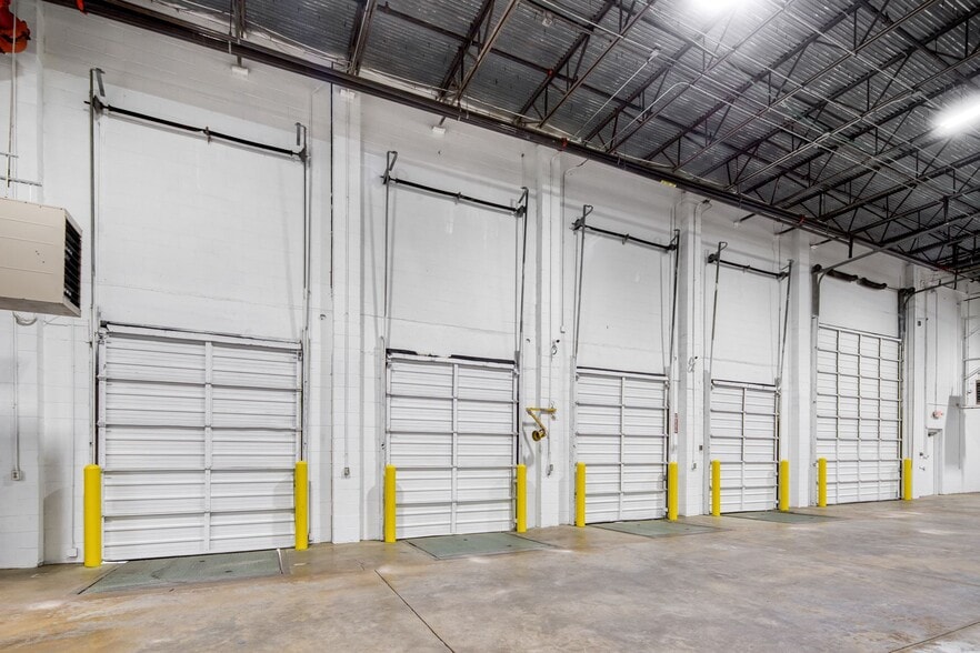More Photos Of 3285 Saturn Ct, Peachtree Corners Warehouse For Sale