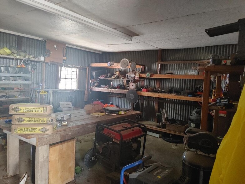 More Photos Of 341 Main st, Grimes Manufacturing For Sale