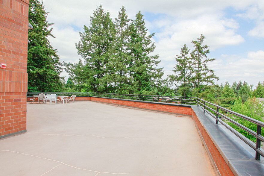 More Photos Of 5121 Skyline Village Loop S, Salem Medical For Sale