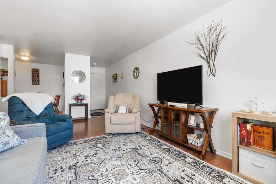 More Photos Of 350 W 4th St, Lawton Apartments For Sale