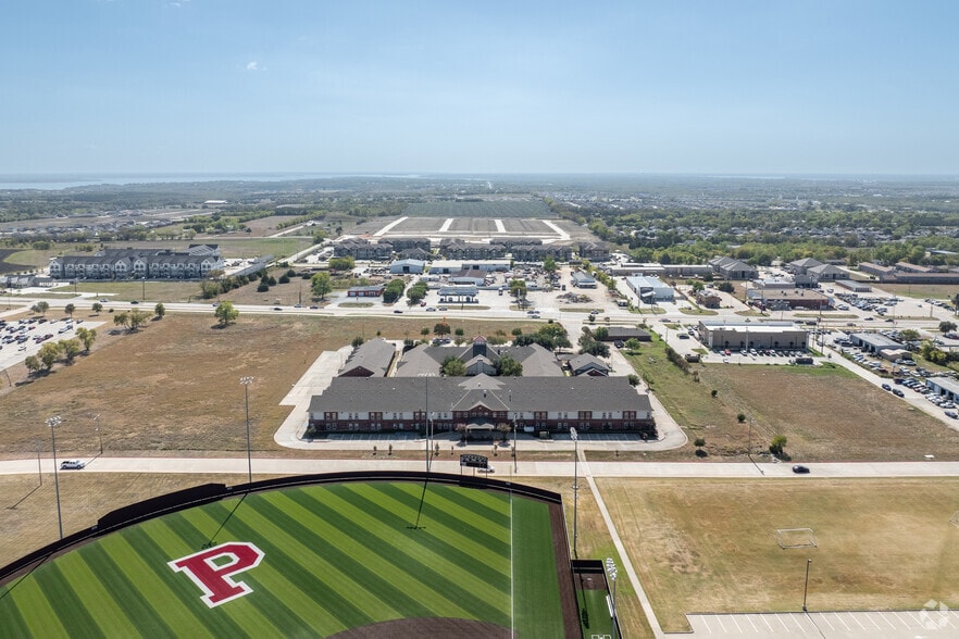 More Photos Of 830 E Princeton Dr, Princeton Hospital For Sale