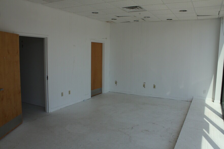 More Photos Of 51-55 Front St, Port Jervis Medical For Sale