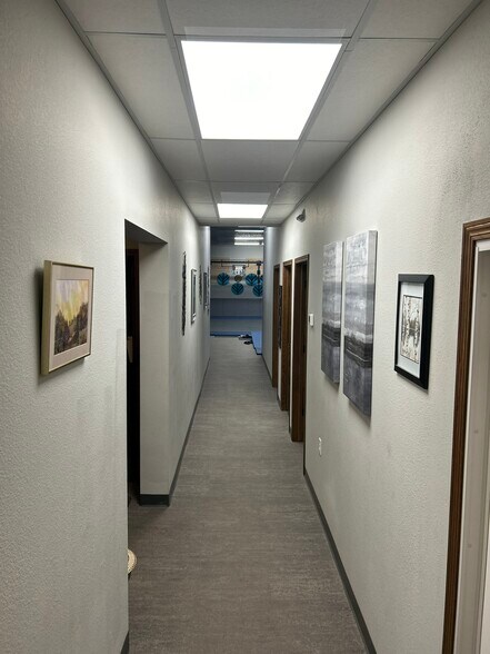More Photos Of 1915 N Broadway, Minot Freestanding For Lease