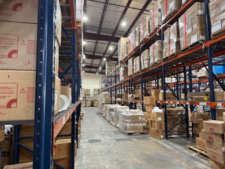 More Photos Of 10130 Jones Maltsberger Rd, San Antonio Warehouse For Lease