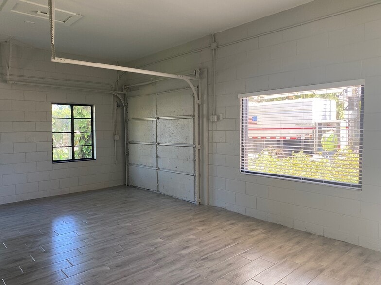 More Photos Of 2227 W Fairbanks Ave, Winter Park Office For Lease
