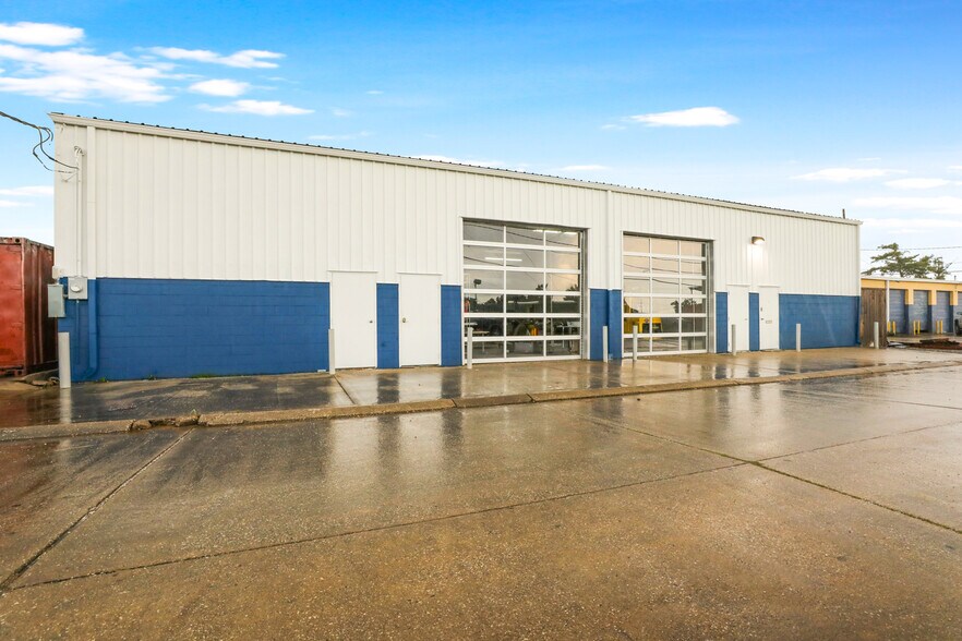 More Photos Of 4002 Laviosier St, Chalmette Warehouse For Lease
