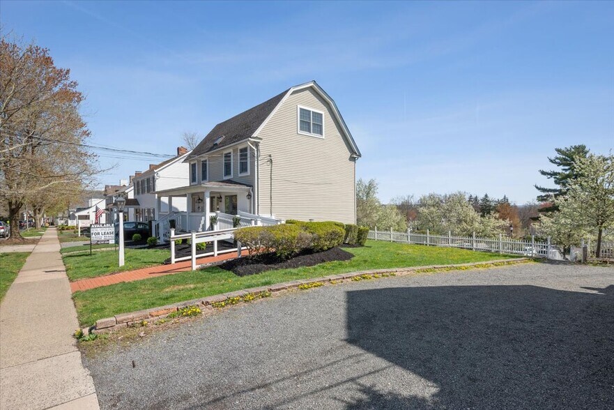 More Photos Of 108 S Finley Ave, Basking Ridge Storefront Retail Office For Lease