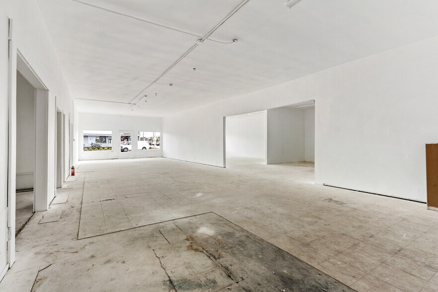 More Photos Of 3015 Artesia Blvd, Torrance Storefront Retail Office For Sale