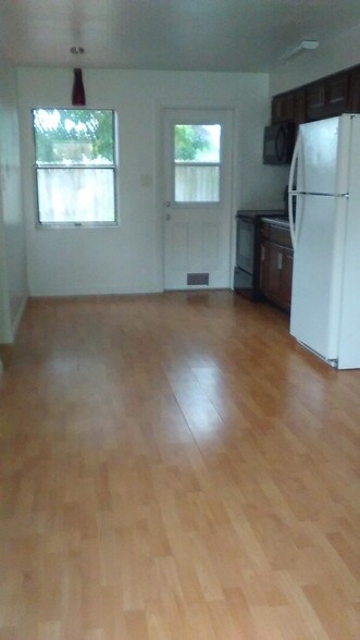 More Photos Of 7105 Poinsetta Ave, Cape Canaveral Apartments For Sale
