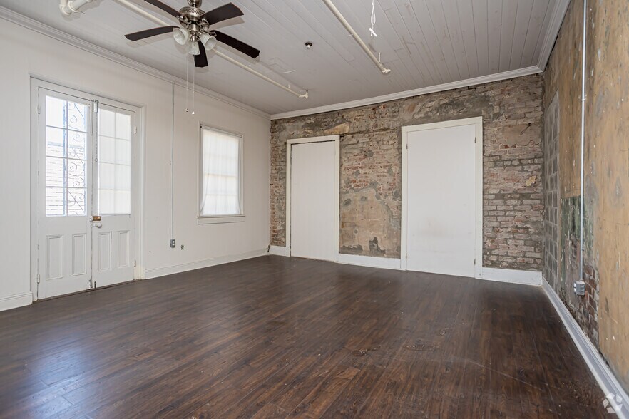 More Photos Of 1031 Saint Philip St, New Orleans Storefront Retail Residential For Sale
