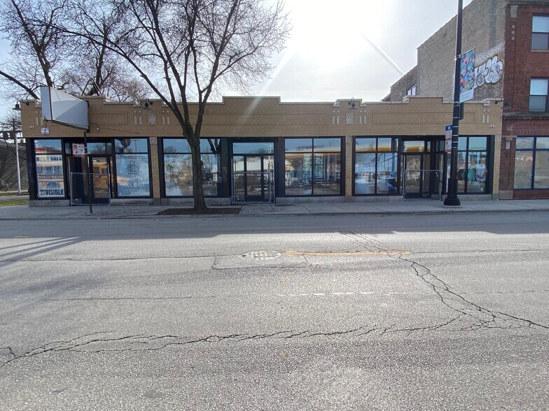 More Photos Of 3170-3174 N Milwaukee Ave, Chicago General Retail For Lease