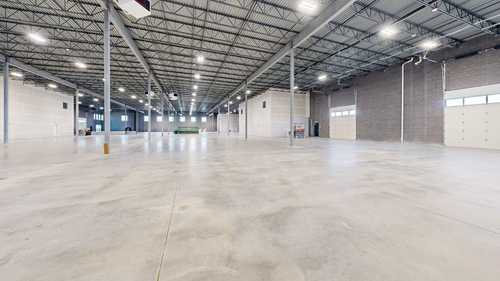 Primary Photo Of 1564 250 W, Spanish Fork Showroom For Sale