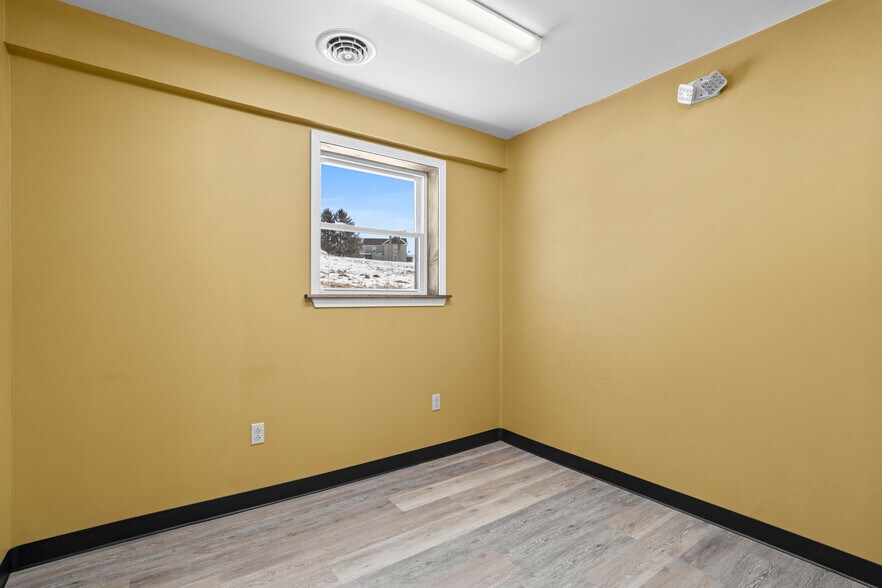 More Photos Of 149 Mascot Rd, Houtzdale Office For Sale