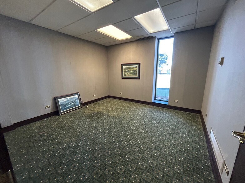 More Photos Of 4600 Lincoln Hwy, Matteson Medical For Sale