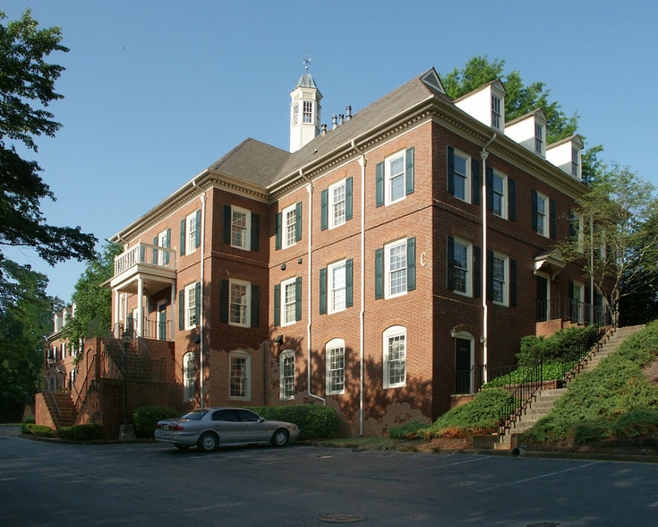 More Photos Of 3530 Habersham At Northlake, Tucker Medical For Lease