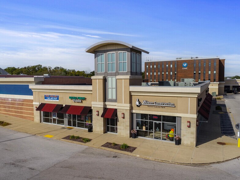 More Photos Of 858 Middle Rd, Bettendorf Unknown For Lease